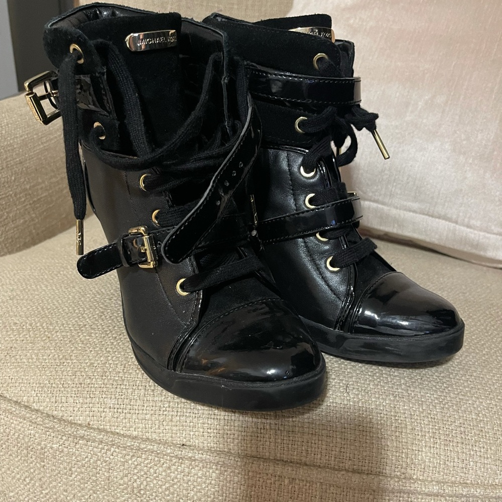 Michael Kors Skid Wedge Sneaker Bootie | Sz 8.5